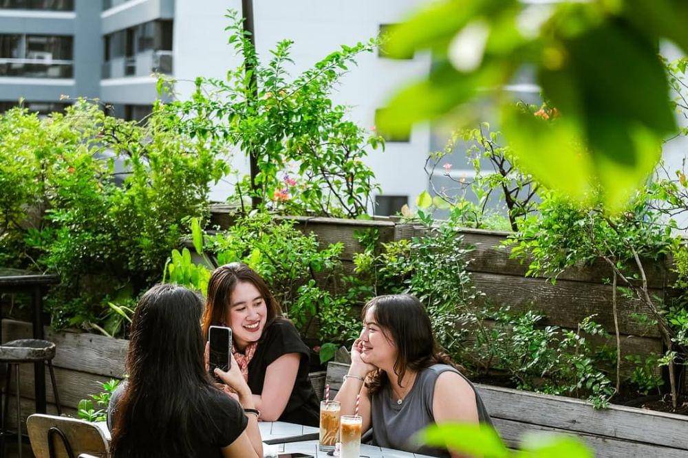 10 Cafe Rooftop Terdekat Jakarta Selatan, Hits dan Instagramable
