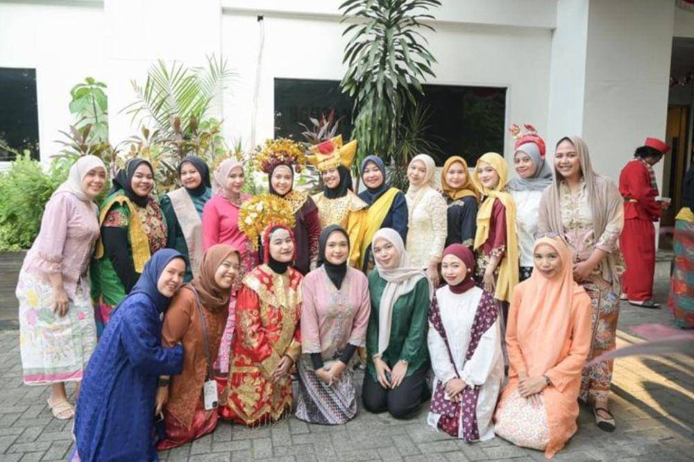 Siapa Pemilik Heylocal? Kisah Brand Modest Lokal yang Populer