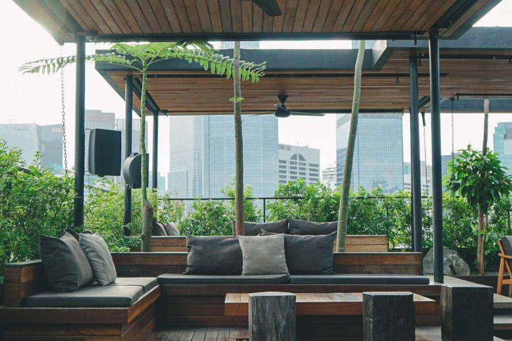 10 Cafe Rooftop Terdekat Jakarta Selatan, Hits dan Instagramable
