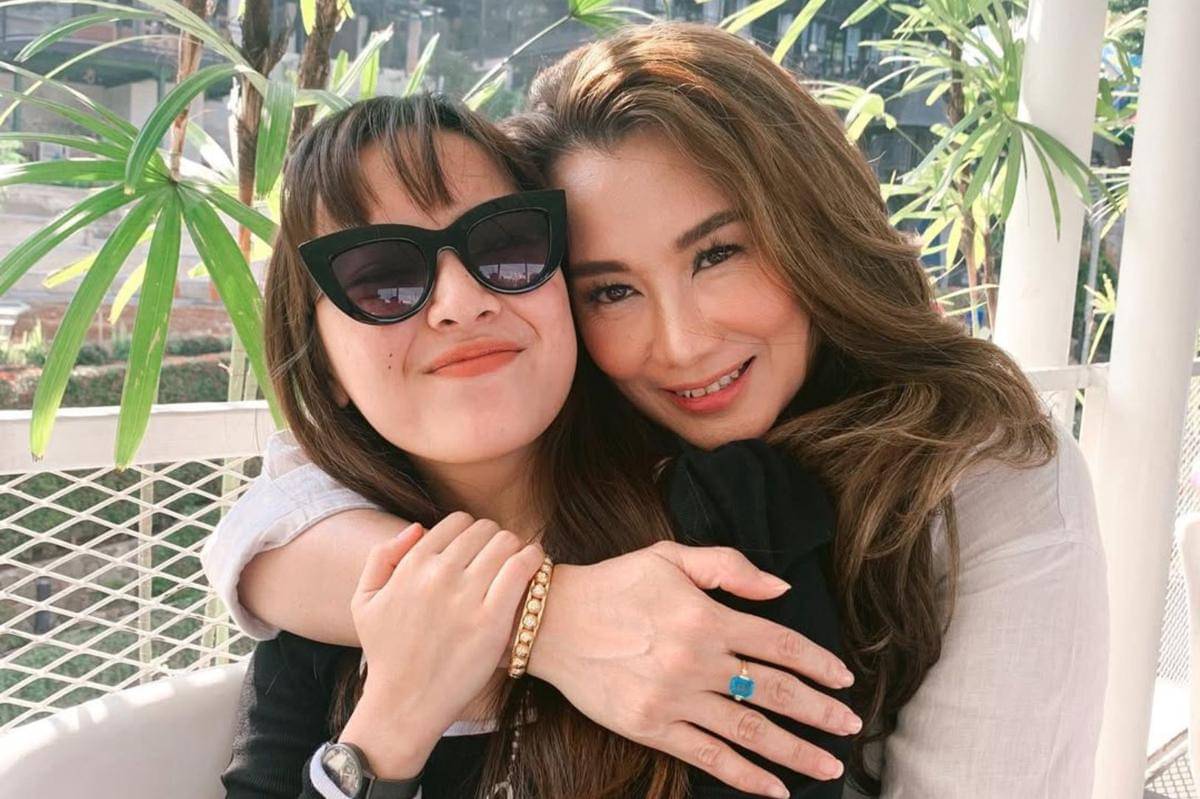 Fakta Kakak Angkat Aaliyah Massaid