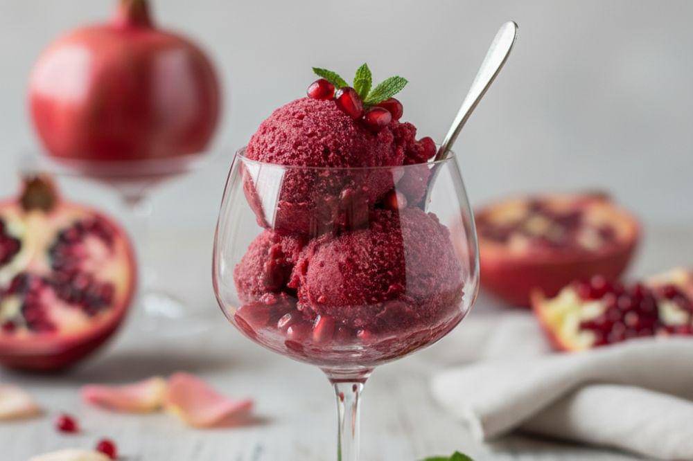 Resep Pomegranate Sorbet Segar untuk Kulit Cerah dan Sehat