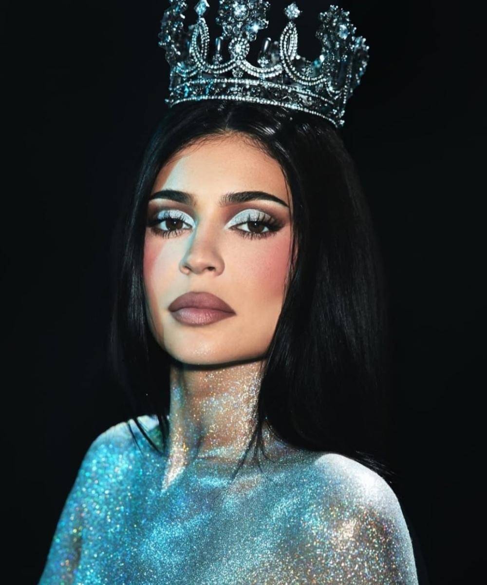 Karya Rinaldy Yunardi Dipakai Kylie Jenner di King Kylie Collection