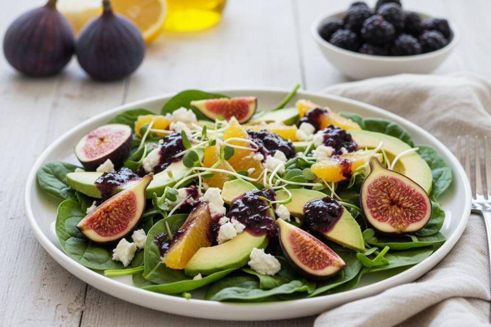 Beauty Salad, Resep Segar untuk Kulit Glowing dan Lembap Alami