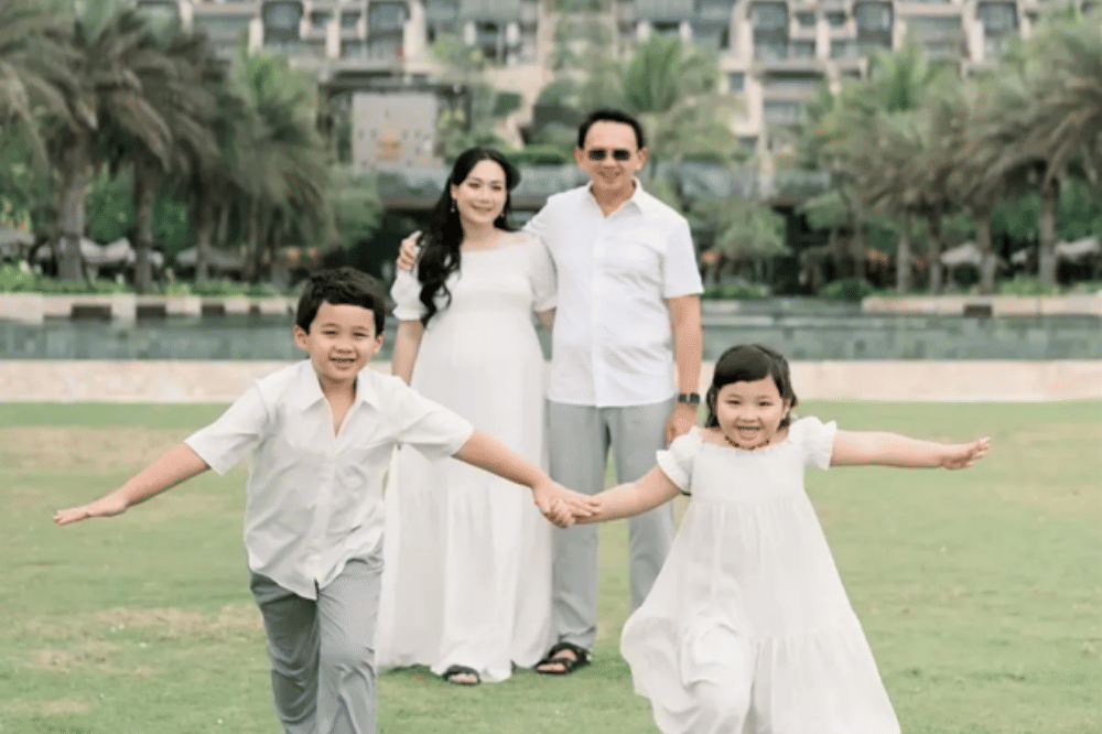 Foto Terbaru Keluarga Ahok