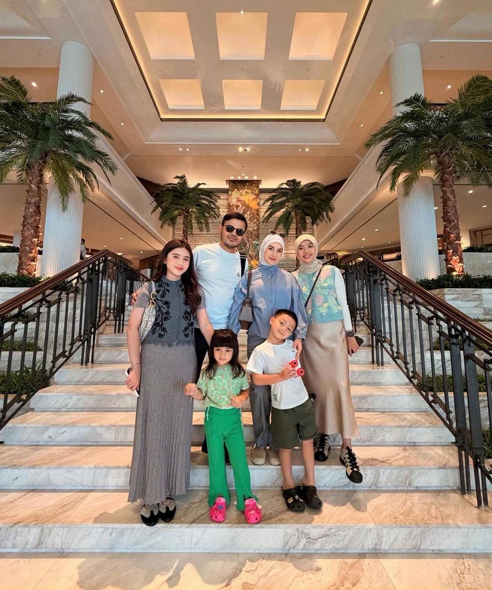 keluarga irish bella 1.jpg