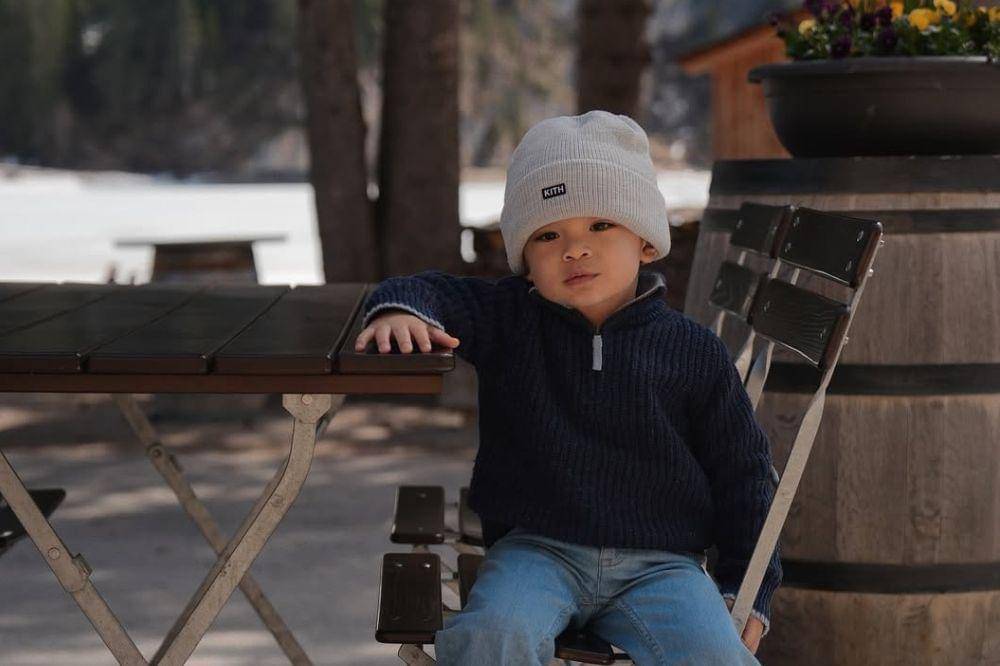 Ditemani sang ayah saat proses belajar