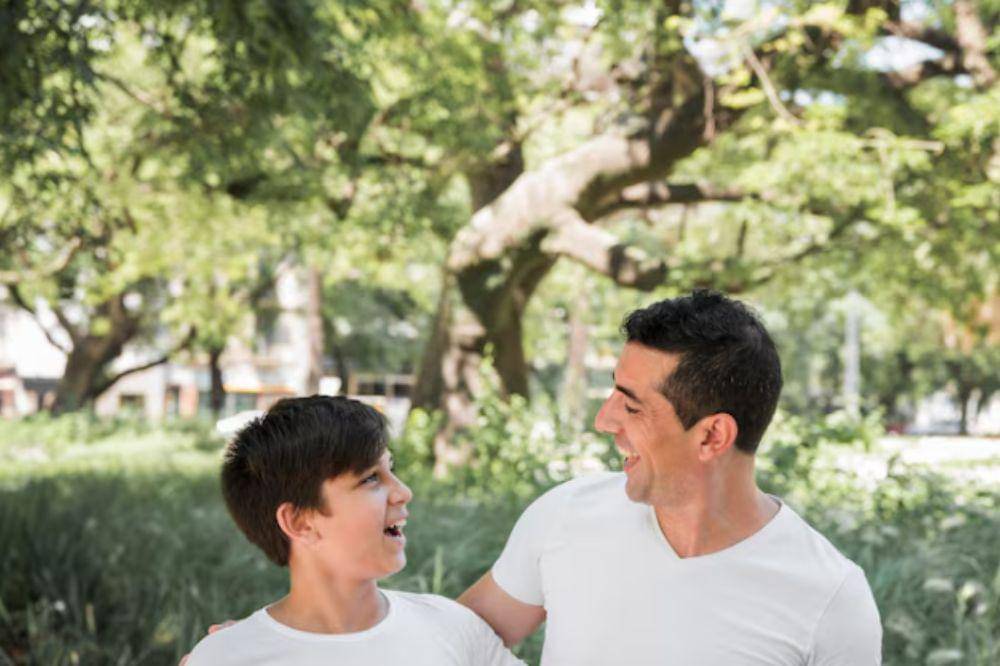 father and his sondaughter