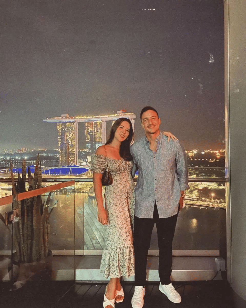 Outfit couple ala Raisa dan Hamish Daud