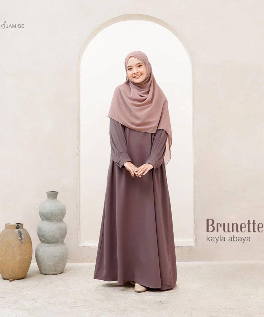 11 Abaya Kekinian dan Nyaman untuk Umroh, Anggun dan Syar’i