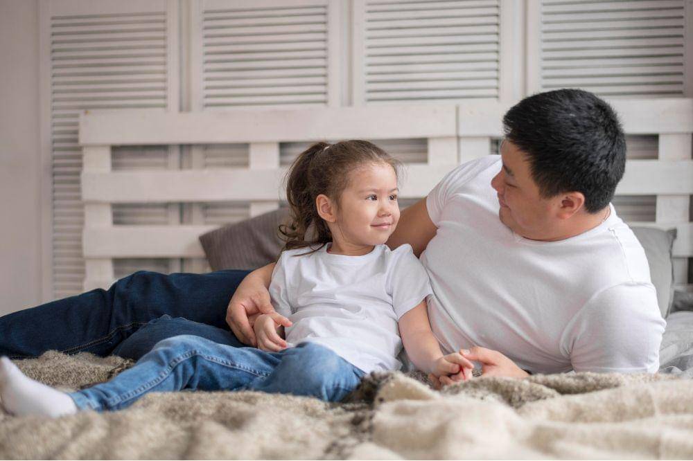 Papa dan anak perempua