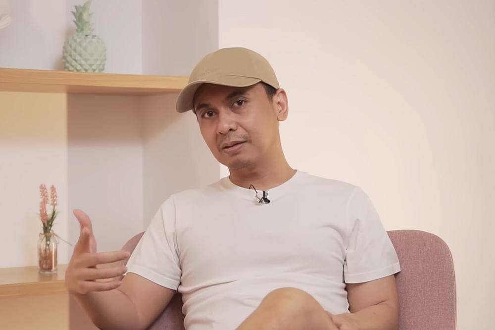 raditya dika .jpg