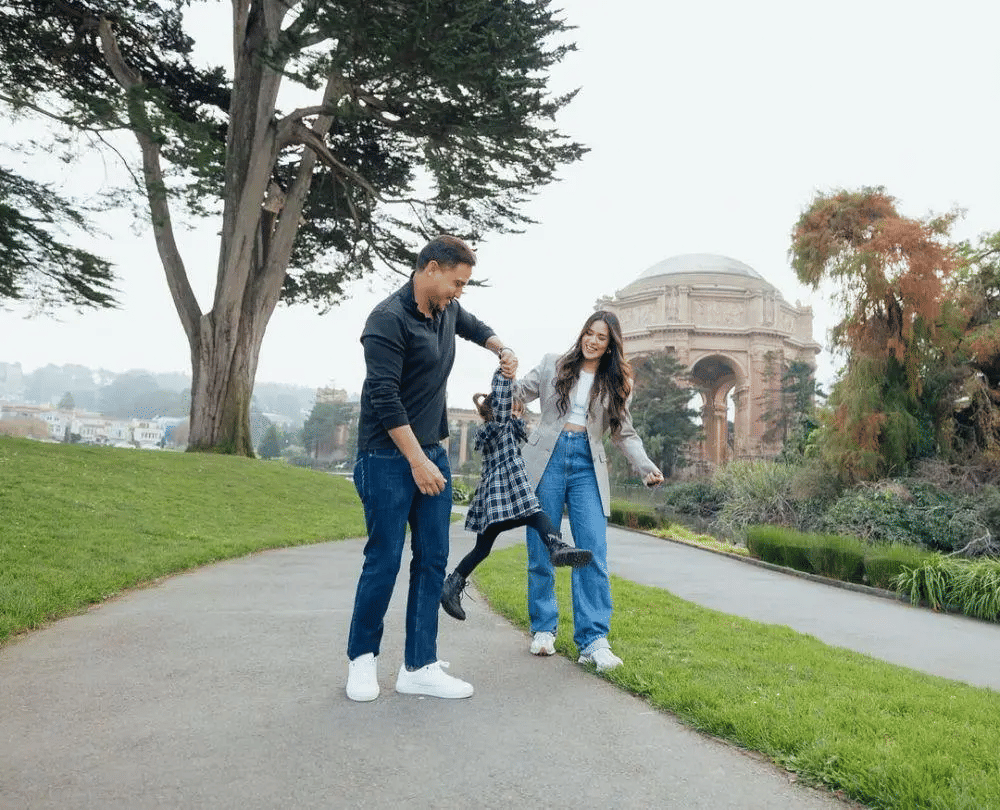 Outfit couple ala Raisa dan Hamish Daud