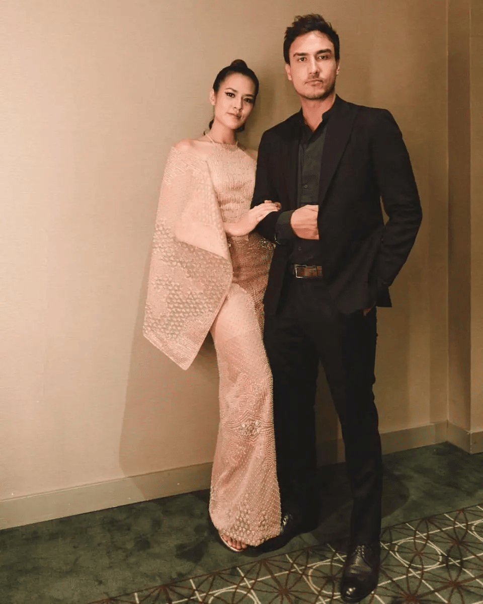 Outfit couple ala Raisa dan Hamish Daud