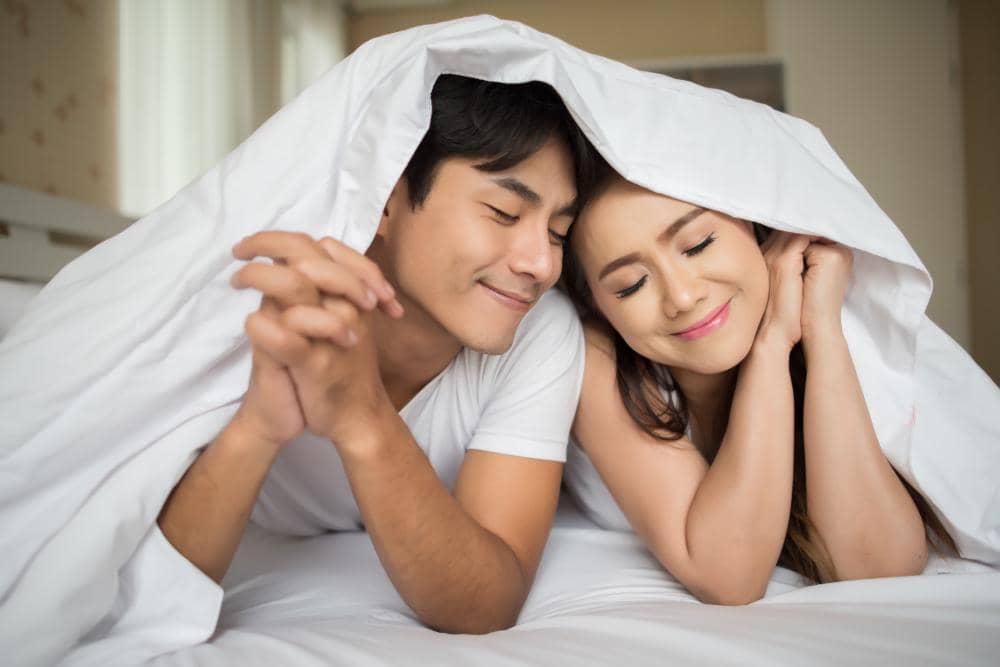 Benarkah Peran Papa Bantu Menyusui dan Tidur Bayi Lebih Nyenyak?