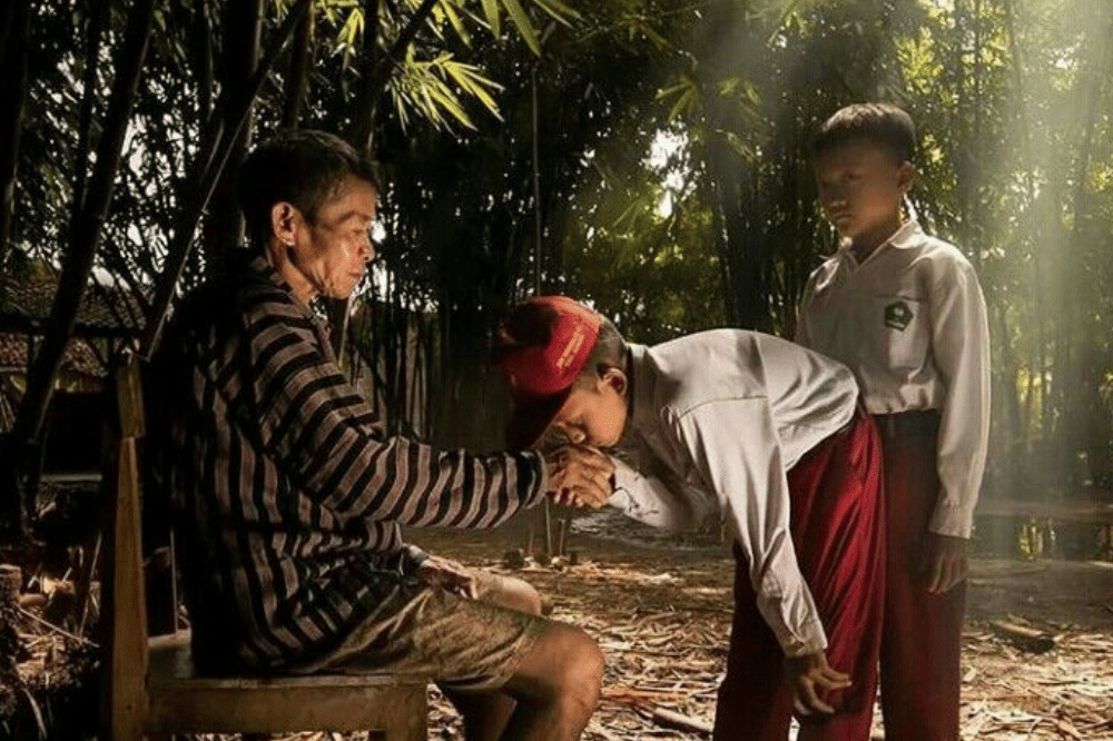 ajarkan anak untuk beradab