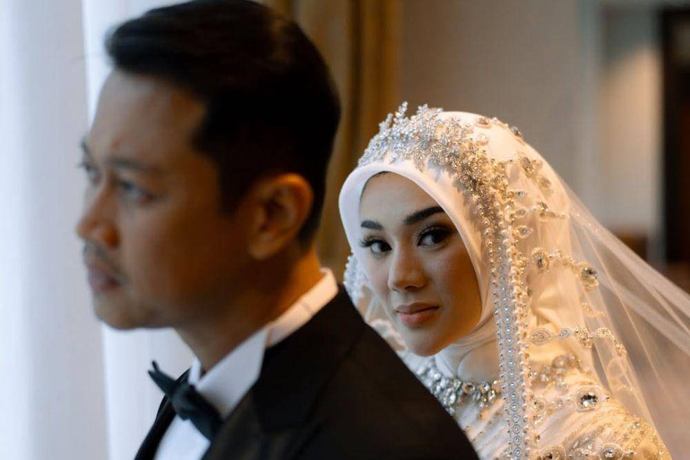 Apakah Benar Clara Shinta Minta Cerai dengan Suami