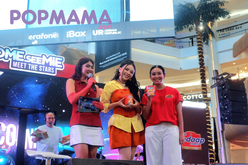 Anneth Delliecia dan Katria Arintya Anindyantari Saat Press Conference