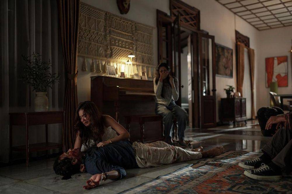 Cerita Seru dan Tantangan Pemain Film Abadi Nan Jaya, Bikin Greget!