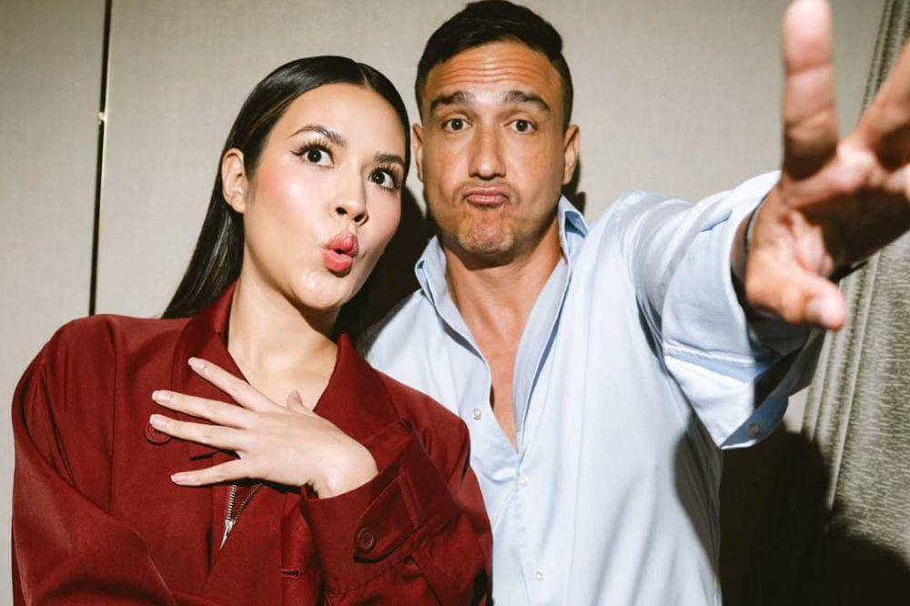 Berapa Perbedaan Usia Raisa dan Hamish Daud?