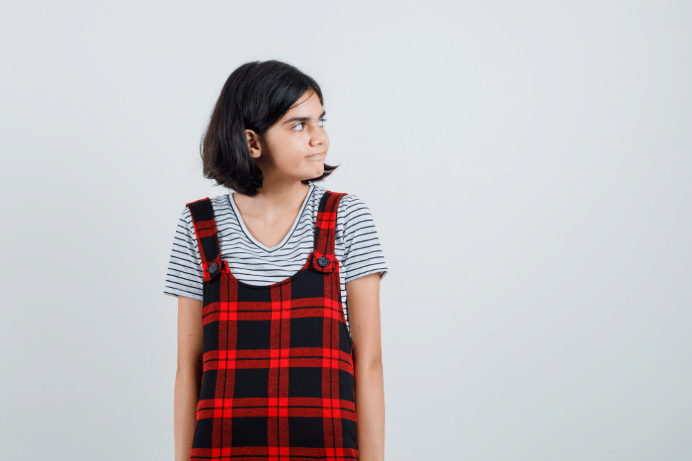 Anak sedang berpikir