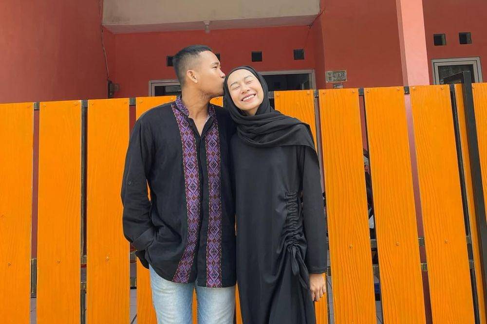 Dijadikan Film, Ini Kisah Cinta Shella Selpi dan Albi