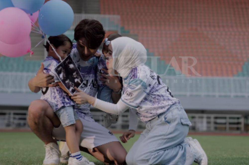 Youtube.com/Leslar Entertainment