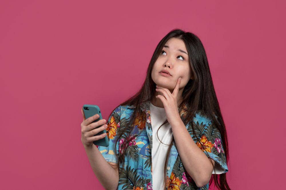 Mengenal Pause Before Post, Biar Nggak Menyesal Setelah Upload Konten!