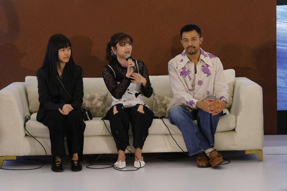 new land - 2025-10-29T191315.430.jpg