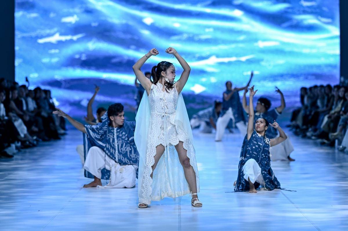 sejauh mata memandang