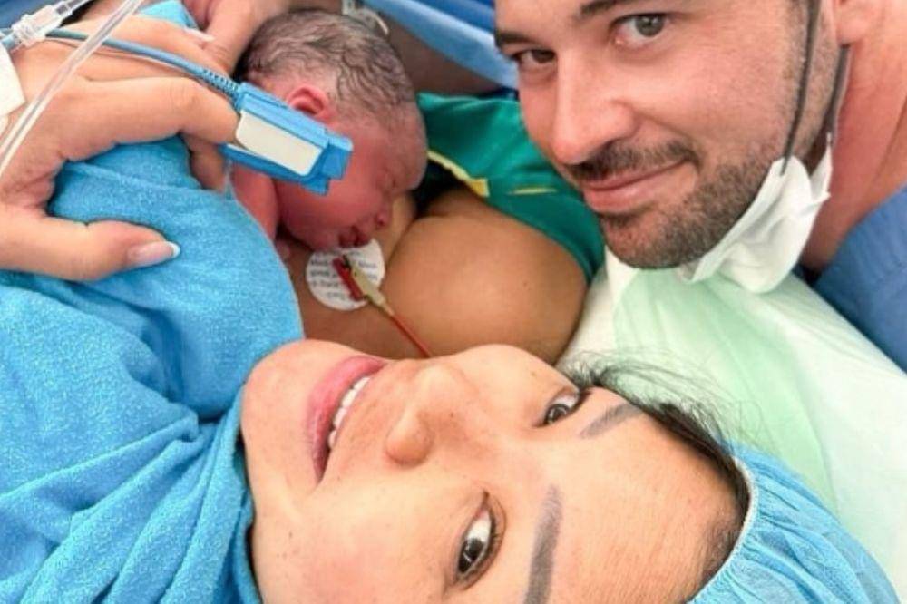 Selamat! Aline Adita Melahirkan Bayi Laki-laki Usai 7 Kali IVF