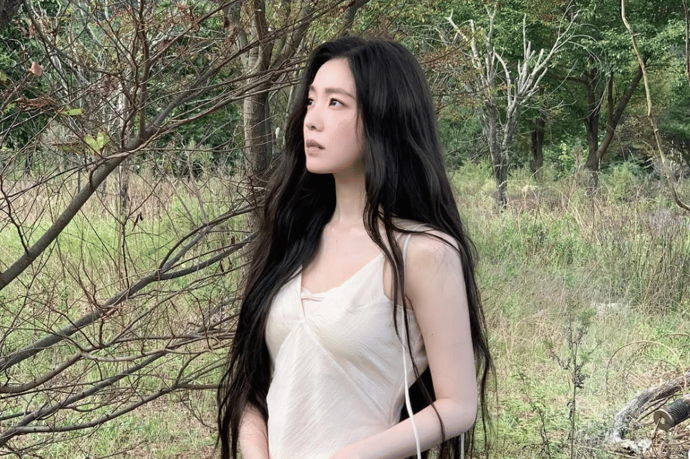 Irene Red Velvet sedang mengambil gambar di alam