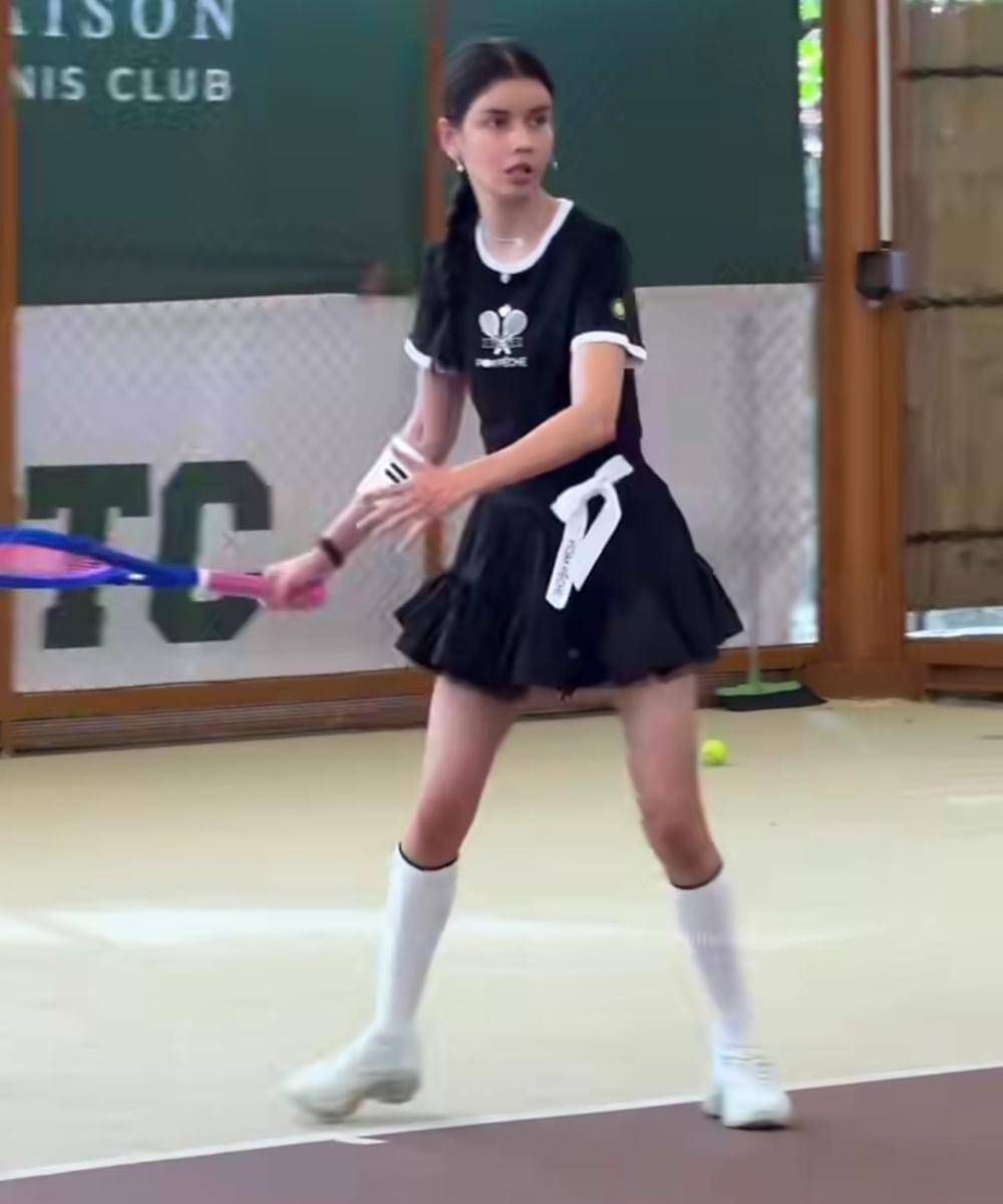 Gaya Olahraga Sabrina Chairunnisa, Simpel tapi Tetap Modis!