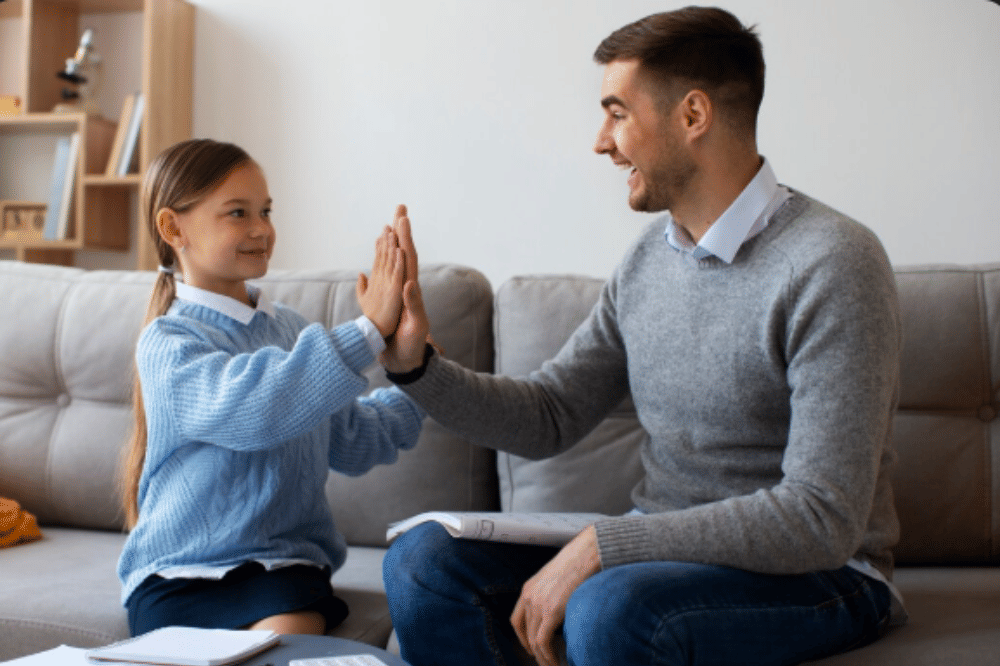 Papa menghargai dan mengapresiasi anak