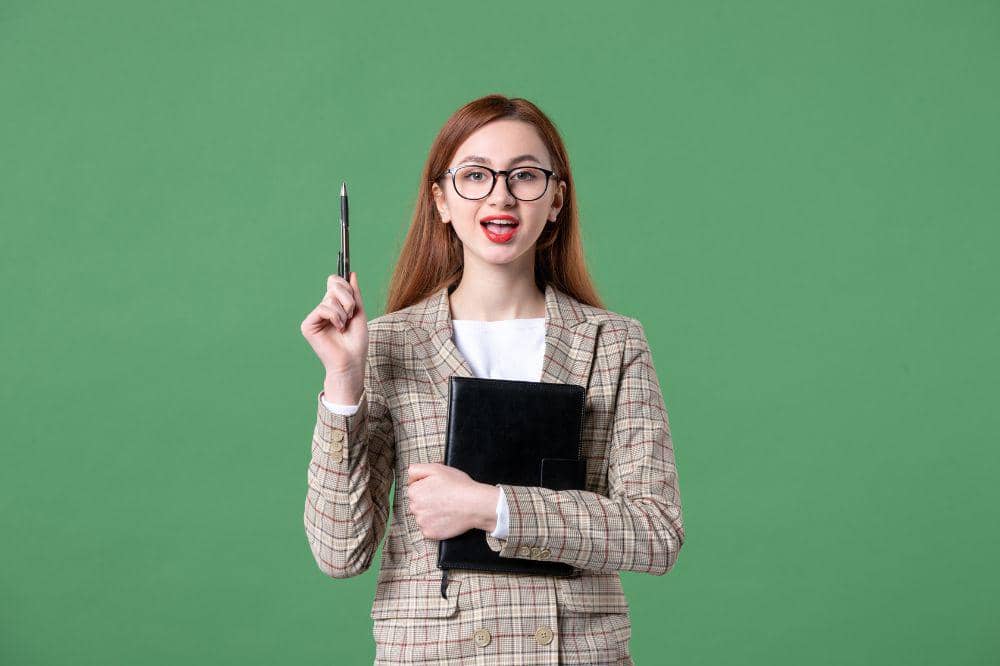 7 Pekerjaan yang Cocok untuk Shio Anjing, dari Tentara sampai Akuntan.jpg