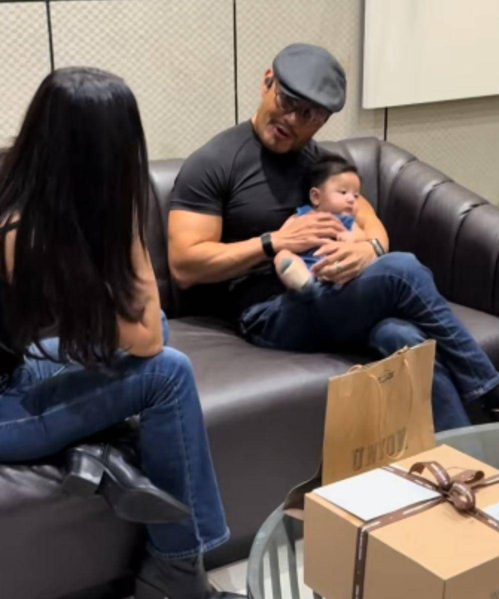 Tiktok.com/@eri_carl