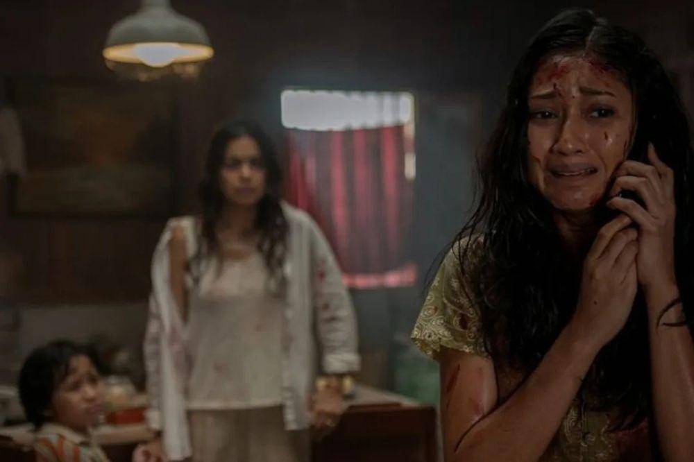 Review Film Abadi Nan Jaya, Jamu yang Mengubah Kehidupan!