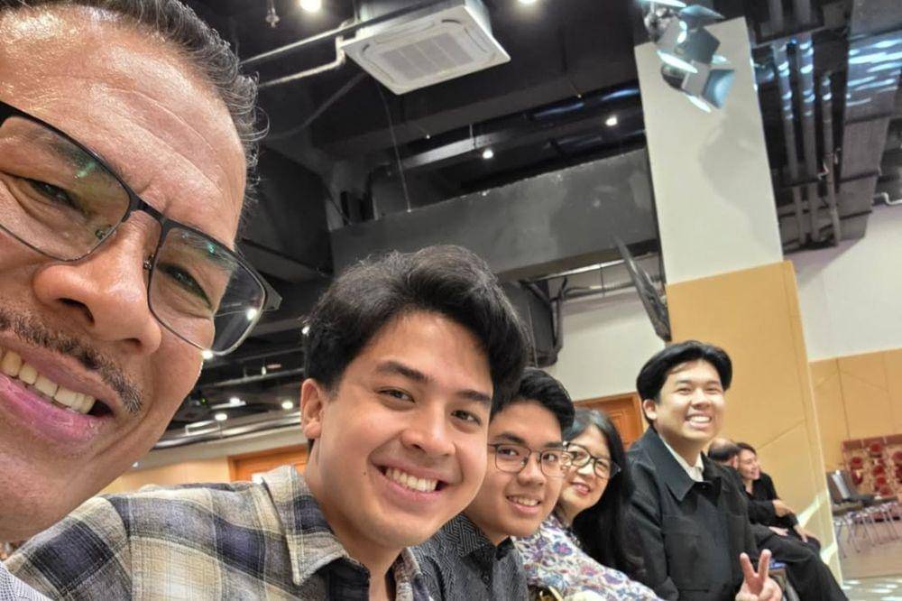 5 Fakta Kedekatan Jerome Polin dan Papanya