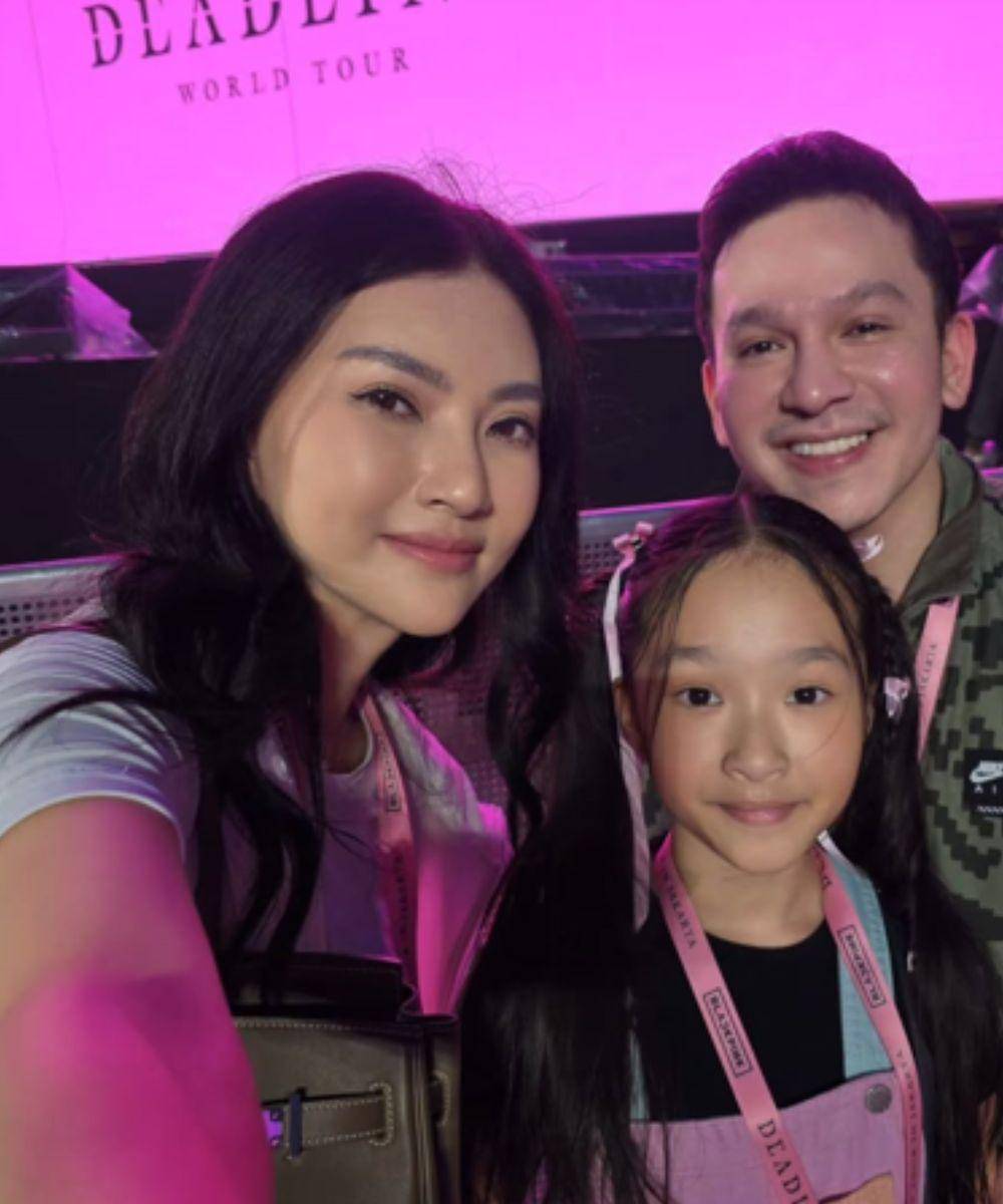 7 Fashion Artis Indonesia di Konser BLACKPINK Jakarta 2025 (7).jpg