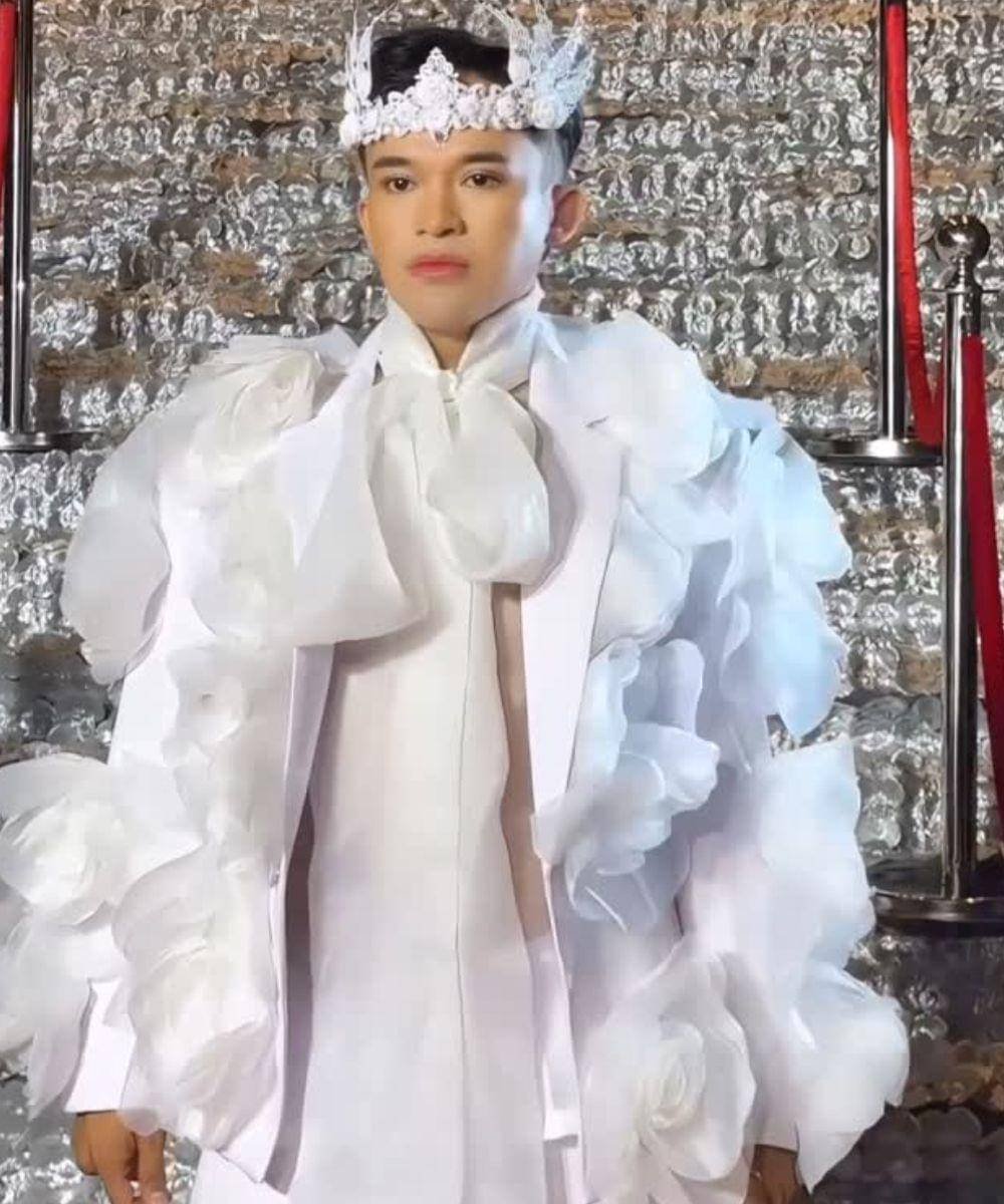 7 Gaya Fashion Mahalini di JFW 2026 yang Bikin Penonton Terpukau (9).jpg