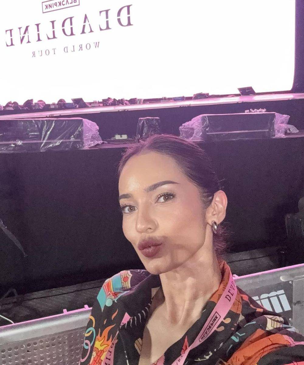 7 Fashion Artis Indonesia di Konser BLACKPINK Jakarta 2025 (5).jpg