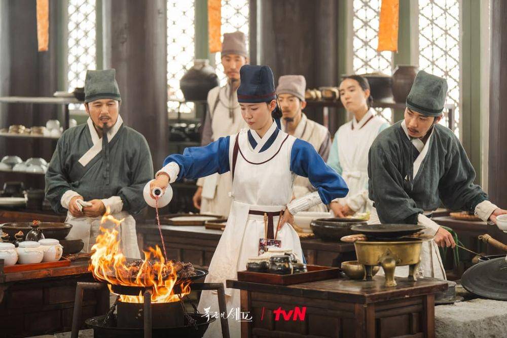 15 Resep Makanan di Drama Bon Appétit, Your Majesty yang Wajib Dicoba! (15).jpg