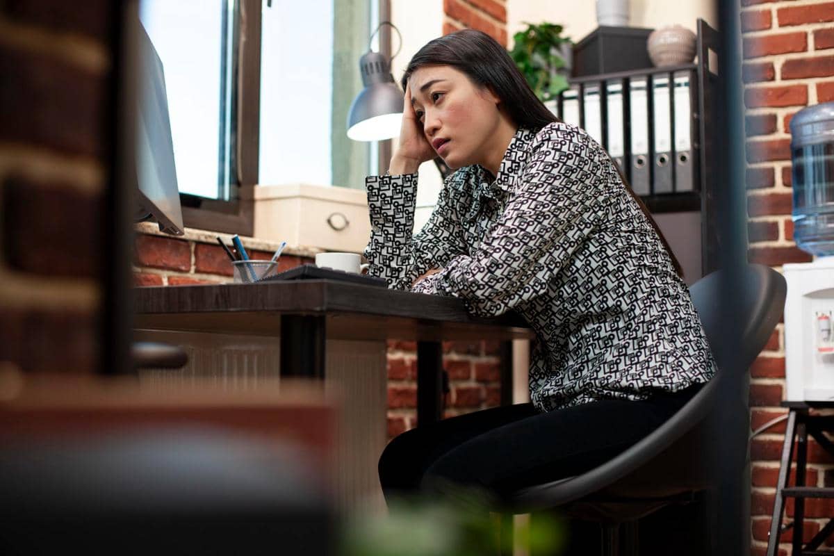 Jadi, benarkah kerja di kantor bikin cepat tua?