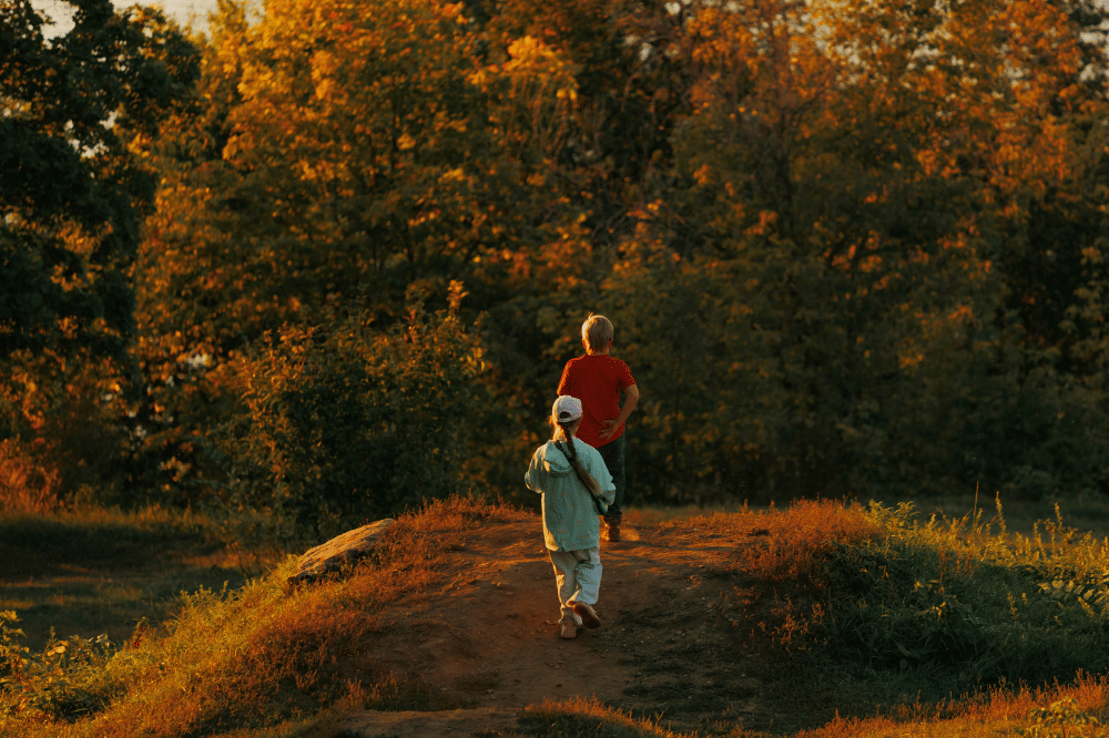 anak-anak jalan kaki