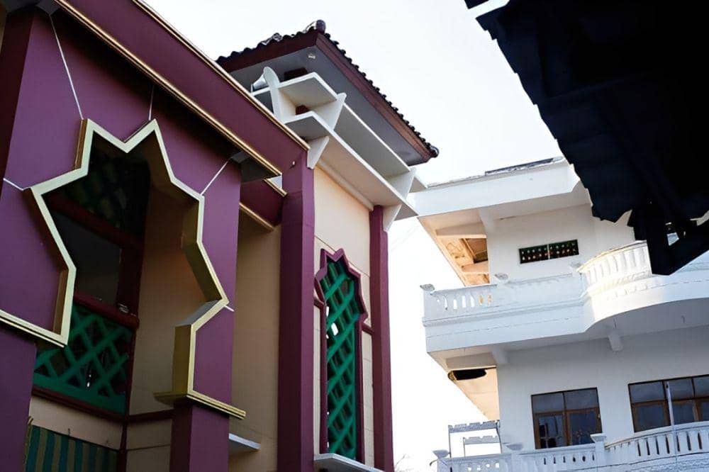 9 Pesantren Tertua di Indonesia, Sudah Berdiri Ratusan Tahun! (9).jpg