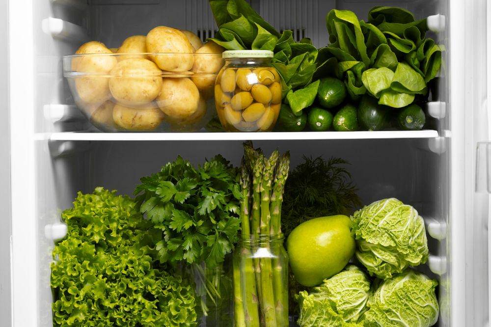 Cara Menyimpan Sayur di Kulkas dengan Wadah