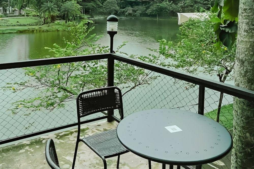 7 Cafe Rooftop Terdekat Bogor yang Instagramable Abis! (6).jpg