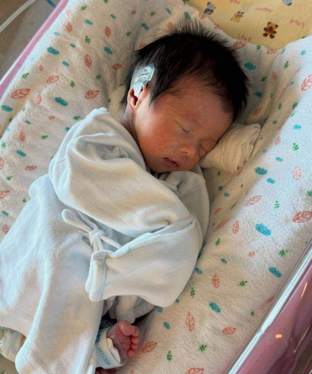 Lee Si Young Umumkan Kelahiran Anak Kedua Usai Bercerai (1).jpg