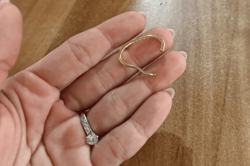 Jennifer Bachdim Alami Jari Terjepit Pintu, Cincinnya Harus Dipotong