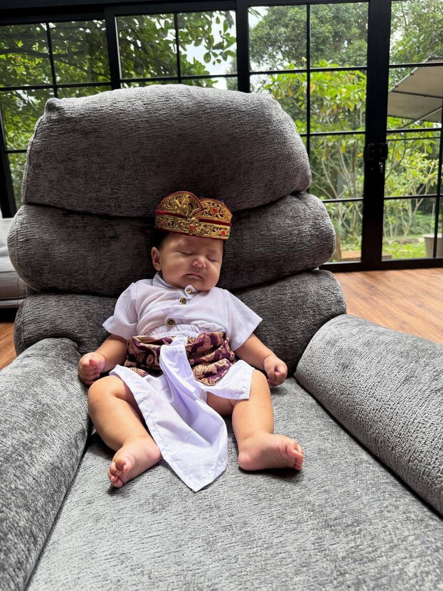 Instagram.com/eri.carl