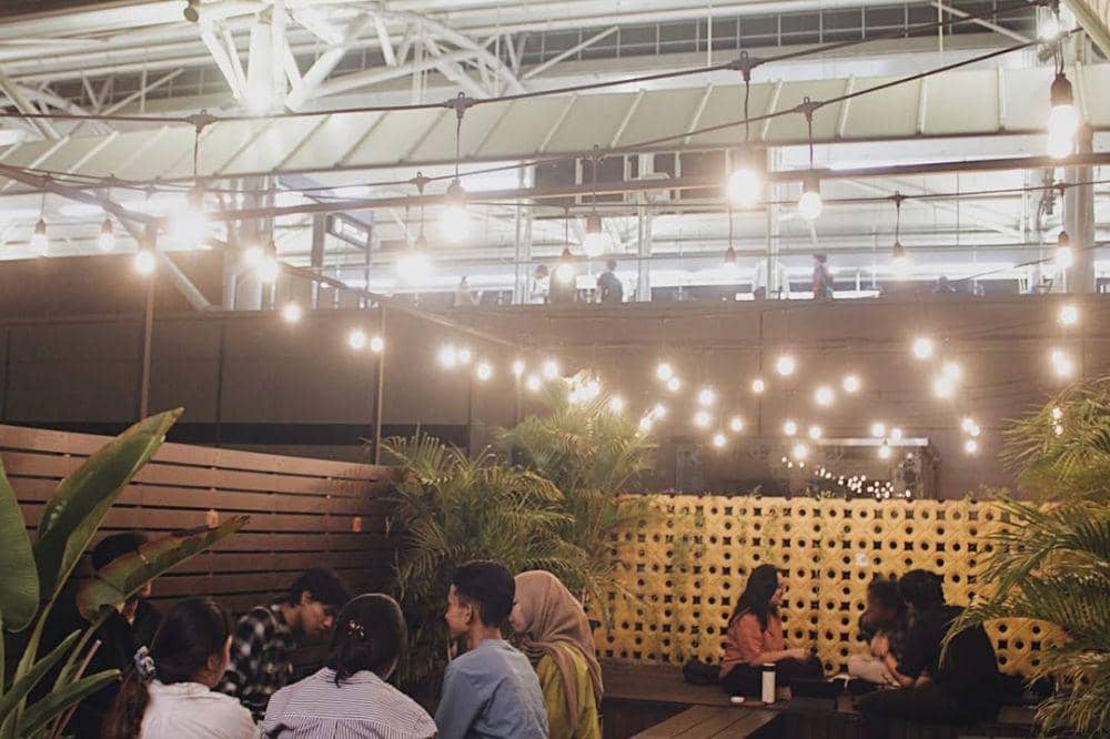 10 Cafe Rooftop Terdekat Jakarta Selatan, Hits dan Instagramable